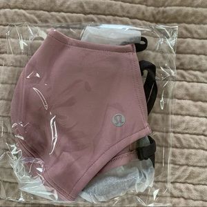 lululemon double strap face mask